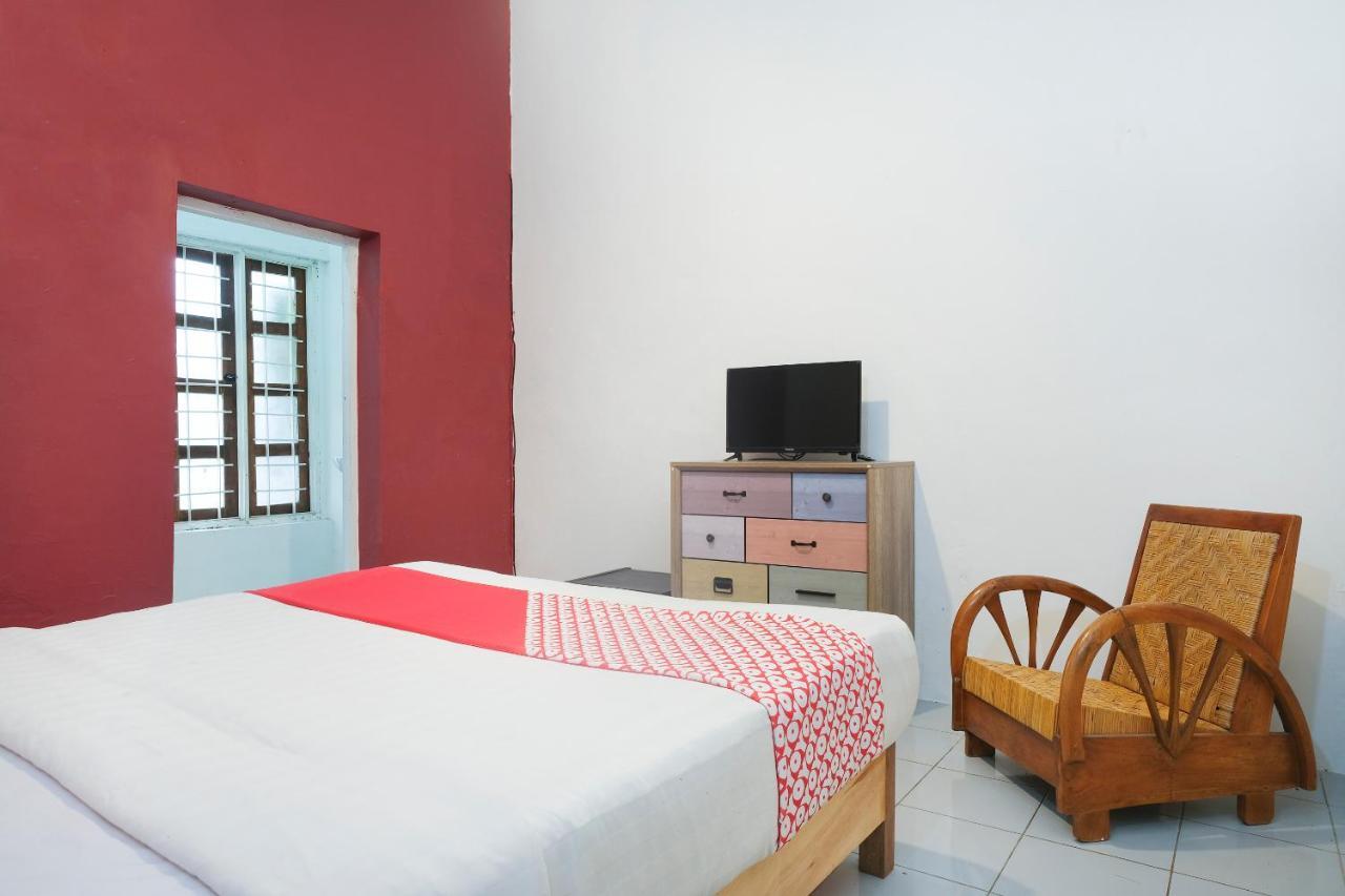 Oyo 287 Rumah Eyang Near Rsud Kota Yogyakarta Hotel Exterior photo