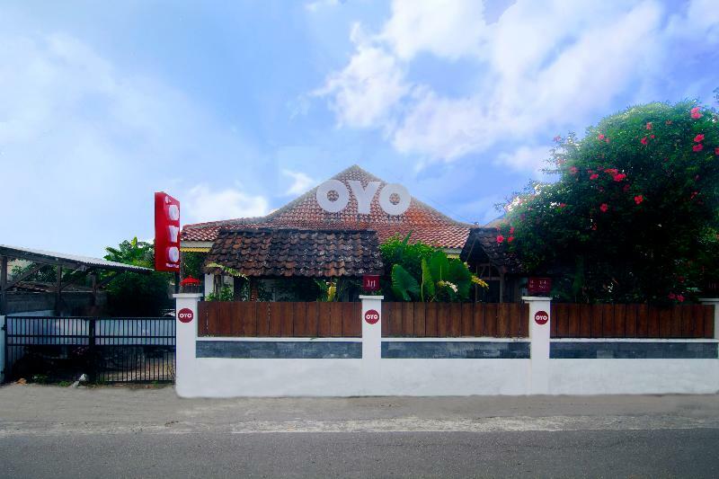Oyo 287 Rumah Eyang Near Rsud Kota Yogyakarta Hotel Exterior photo
